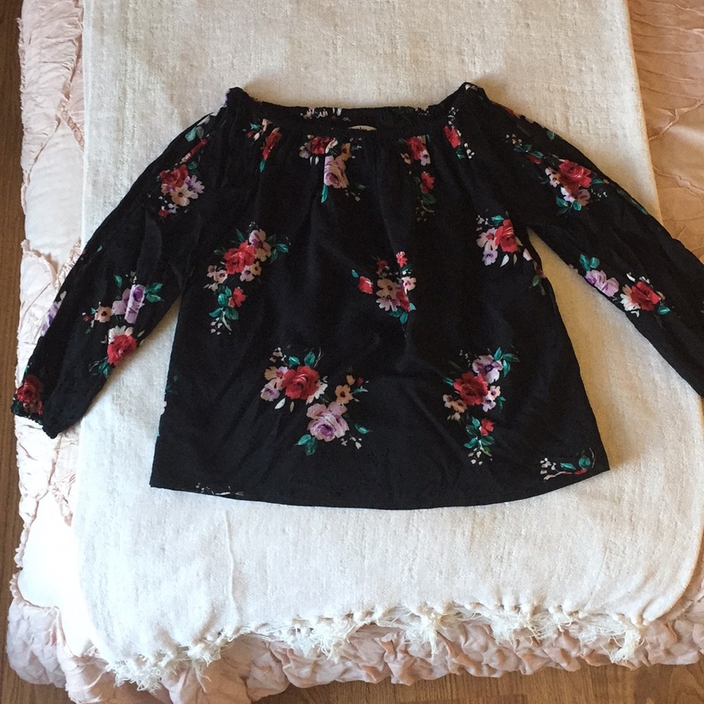 Abercrombie kids top